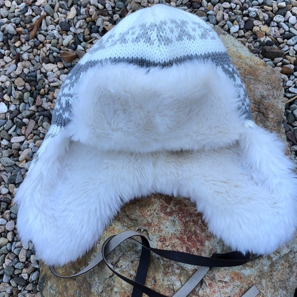 RH🎈FAIR ISLE & LUXE FAUX FUR HAT🎈 - Picture 7 of 12